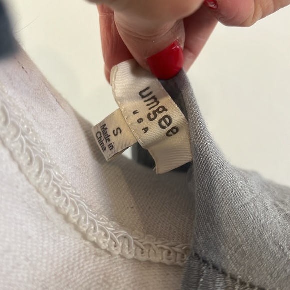 GREY EMBROIDERED DRESS WITH FLOWY SLEEVES - SIZE S - Picture 8 of 8